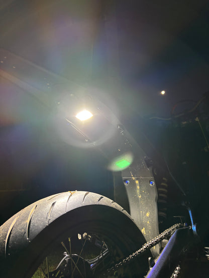 V3 Plug & Play Ultra Bee Rock Light